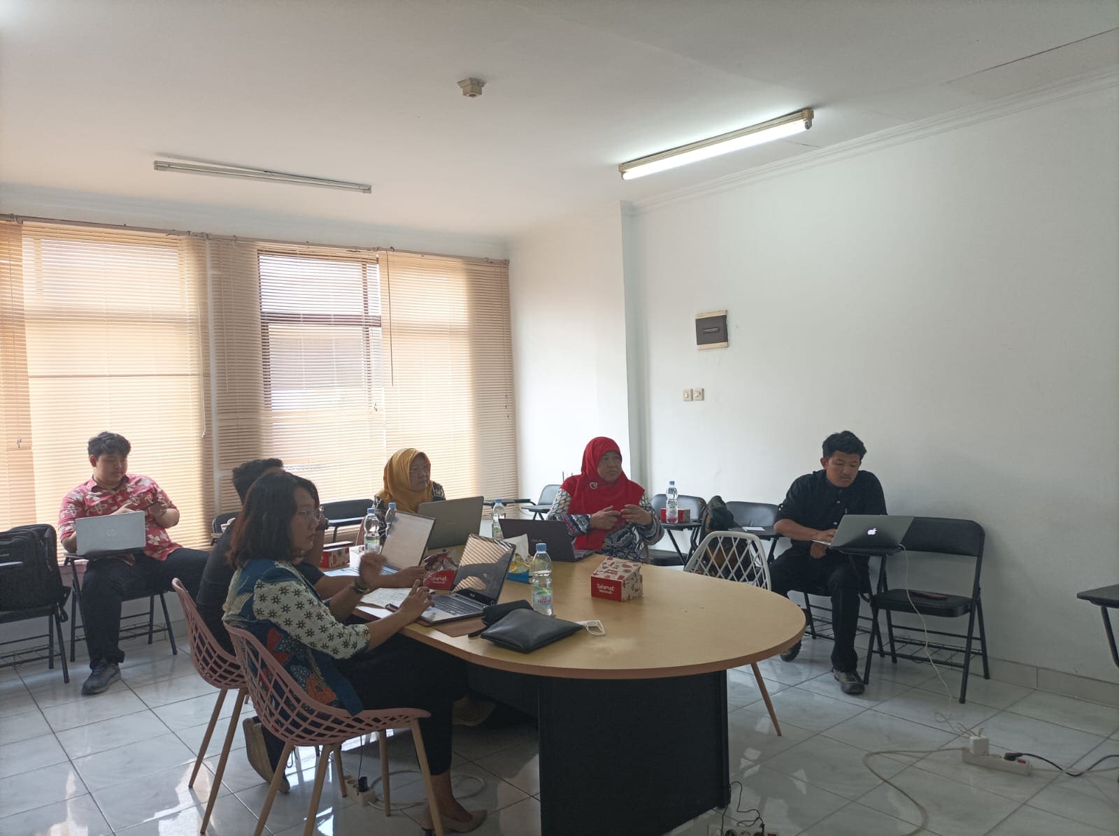 UNIVERSITAS SLAMET TRIYADI 2023